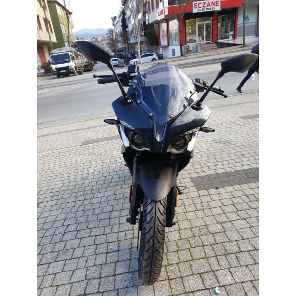Bajaj Pulsar RS 200 Siperlik Ön Cam 2015 2025 Model 33cm Füme Renkli 4mm KISA SPOR CAM Bajaj Pulsar RS 200 Siperlik Ön Cam 2015 2025 Model 33cm Füme Renkli 4mm KISA SPOR CAM
