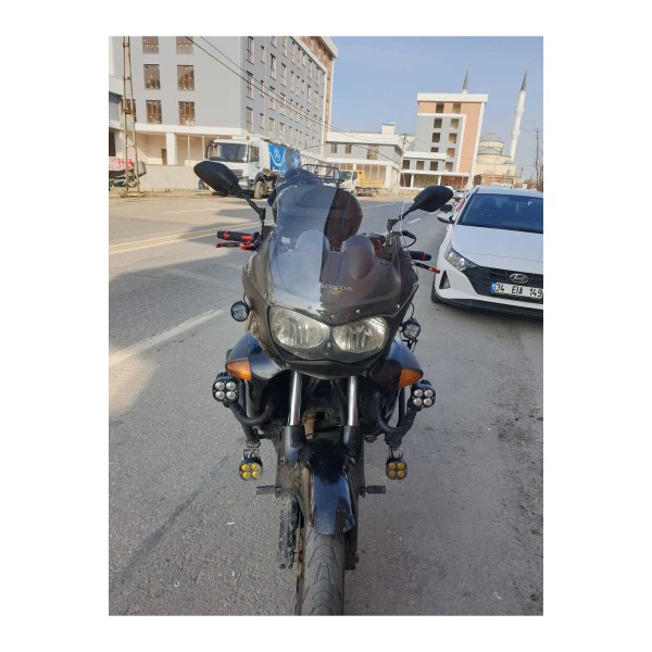 Honda Varadero Mk.1 Siperlik Ön Cam 1999 2003 Model 54cm Şeffaf Renkli 4mm Honda Varadero Mk.1 Siperlik Ön Cam 1999 2003 Model 54cm Şeffaf Renkli 4mm