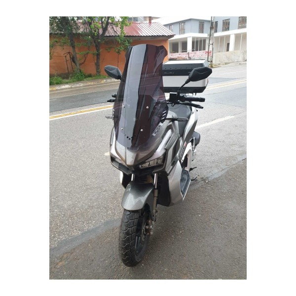 Küba Rubano 150 Siperlik Ön Cam 2023 2025 Model 65cm Siyah Renkli 4mm ORTA BOYLU Cam Küba Rubano 150 Siperlik Ön Cam 2023 2025 Model 65cm Siyah Renkli 4mm ORTA BOYLU Cam