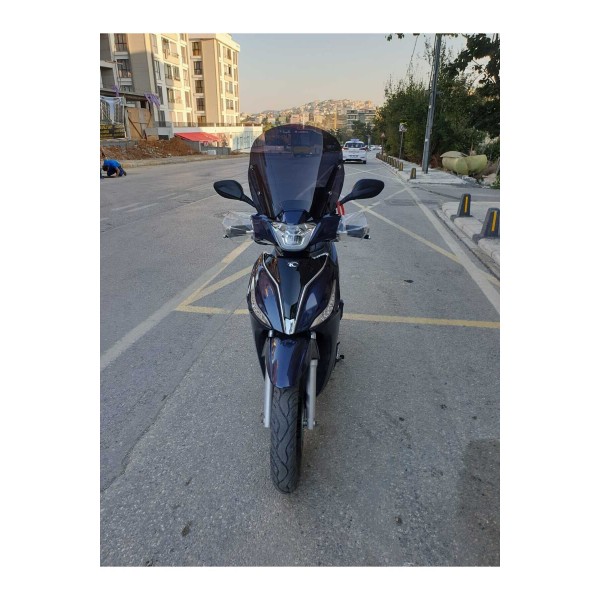 Kymco People S 200 Siperlik Ön Cam 2020 2025 Model 38cm Siyah Renkli 4mm KISA SPOR CAM