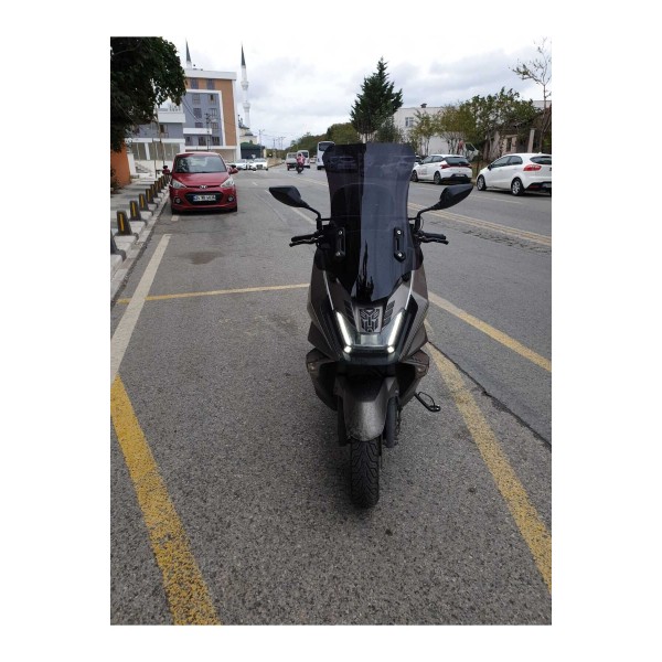 kymco Skytown 125 Siperlik Ön Cam 2023 2025 Model 72cm Siyah Renkli 4mm UZUN CAM kymco Skytown 125 Siperlik Ön Cam 2023 2025 Model 72cm Siyah Renkli 4mm UZUN CAM