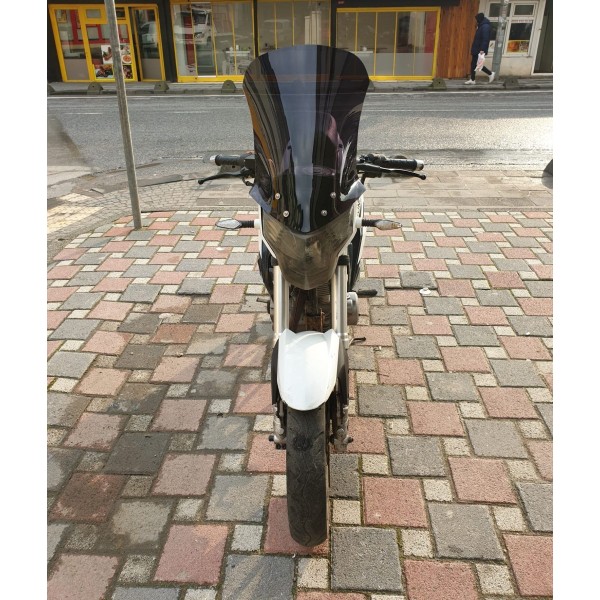 Mondial 180 Z One S Siperlik Ön Cam 58cm 2014 2022 Model Siyah Renkli Mondial 180 Z One S Siperlik Ön Cam 58cm 2014 2022 Model Siyah Renkli