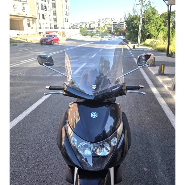 Piaggio Beverly 250 Siperlik Ön Cam 2005 2007 Model 44cm Şeffaf Renkli 4mm Piaggio Beverly 250 Siperlik Ön Cam 2005 2007 Model 44cm Şeffaf Renkli 4mm