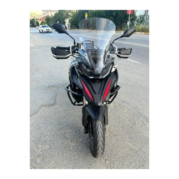 QJ SRT 800 Siperlik Ön Cam 2023 2025 Model 61cm Şeffaf Renkli 4mm UZUN CAM