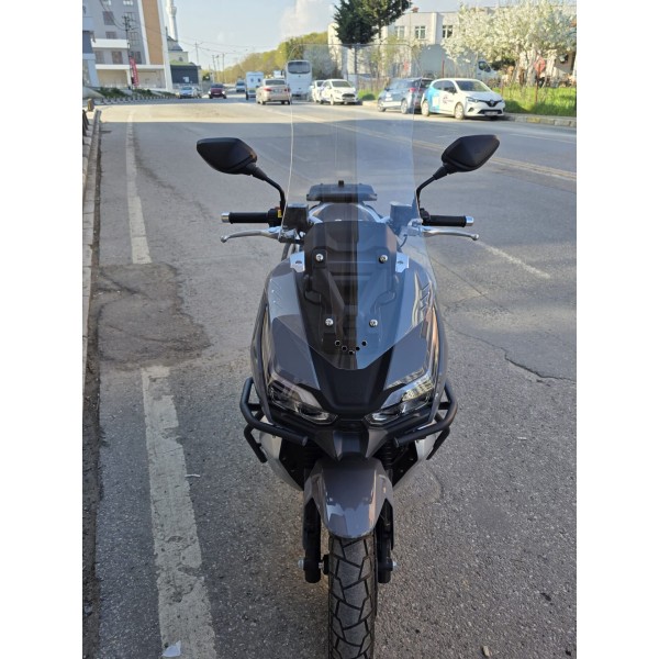 RKS Freccia 150 Siperlik Ön Cam 2022 2025 Model 55cm Şeffaf Renkli 4mm KISA SPOR CAM