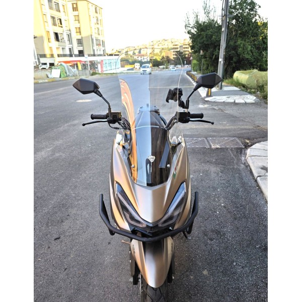 RKS Newlight PRO Siperlik Ön Cam 2023 2025 Model 68cm Şeffaf Renkli 4mm ORTA BOYLU