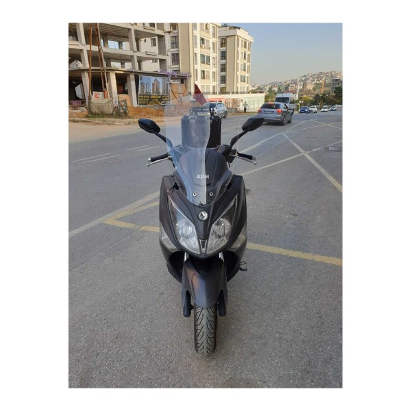 SYM Joymax 250 İ Siperlik Ön Cam 2013 2016 Model 65cm Şeffaf Renkli 4mm ORTA BOYLU CAM