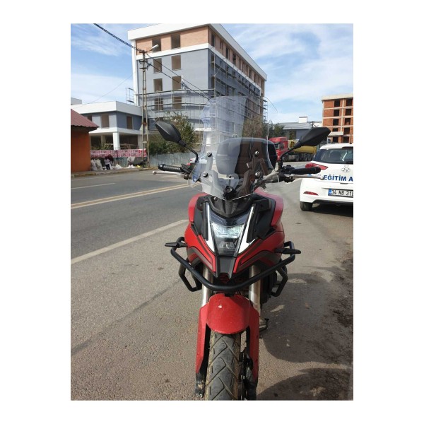 Voge DS 500 Siperlik Ön Cam 2021 2025 Model 55cm Şeffaf Renkli 4mm