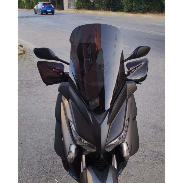 Yamaha Xmax Ön Cam 2014 2017 Model 58cm Siyah Renkli 4mm ORTA BOYLU CAM