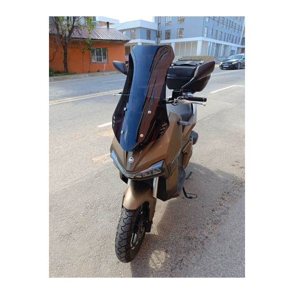 Yuki Adventure 150 Siperlik Ön Cam 2023 2025 Model 65cm Siyah Renkli 4mm ORTA BOYLU CAM Yuki Adventure 150 Siperlik Ön Cam 2023 2025 Model 65cm Siyah Renkli 4mm ORTA BOYLU CAM