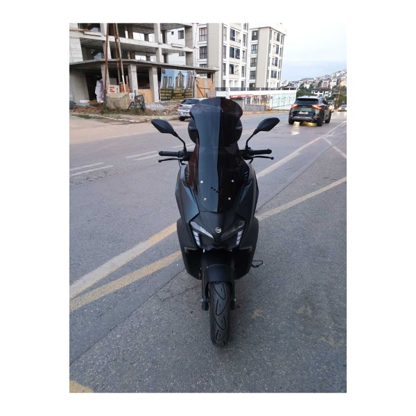 Yuki Vampire 125 Siperlik Ön Cam 2023 2025 Model 72cm Siyah Renkli 4mm