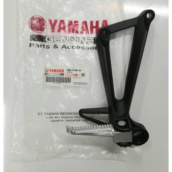 ARKA BASAMAK VE BRAKET(SAĞ)