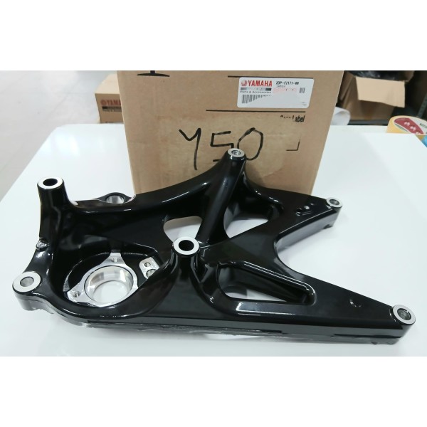 ARKA MAŞA EGSOZ BAĞLANTISI