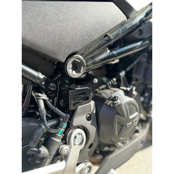 Cf Moto Nk 450 Arka Fren Hidrolik Kutusu Koruma Siyah