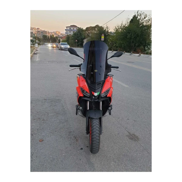 Aprilia Sr Gt 200 Siperlik Ön Cam 2021 2025 Model 58Cm Siyah Renkli 4Mm