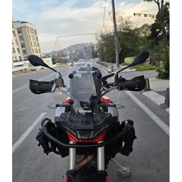 Aprilia Tuareg 660 Siperlik Ön Cam 2022 2025 Model 58Cm Şeffaf Renkli 4Mm Aprilia Tuareg 660 Siperlik Ön Cam 2022 2025 Model 58Cm Şeffaf Renkli 4Mm