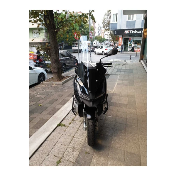 Barossa Adv 125 Siperlik Ön Cam 2025 Model 78Cm Şeffaf Renkli 4Mm Uzun Cam Barossa Adv 125 Siperlik Ön Cam 2025 Model 78Cm Şeffaf Renkli 4Mm Uzun Cam