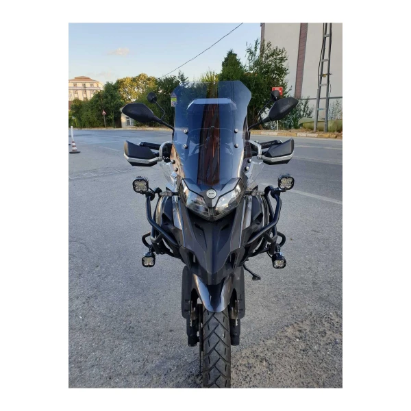Benelli Trk 502 X Siperlik Ön Cam 2017 2022 Model 54Cm Füme Renkli 4Mm Uzun Cam