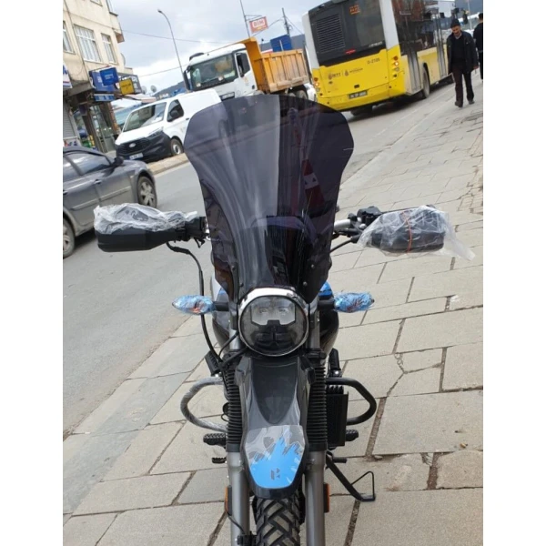 Hero X Pulse Siperlik Ön Cam 2020 2025 Model 46Cm Siyah Renkli 4Mm