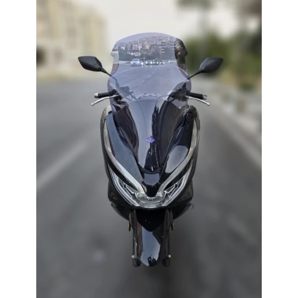 Honda Pcx Siperlik Ön Cam 2018 2020 Model 65Cm Füme Renkli 4Mm Orta Boylu Cam Honda Pcx Siperlik Ön Cam 2018 2020 Model 65Cm Füme Renkli 4Mm Orta Boylu Cam