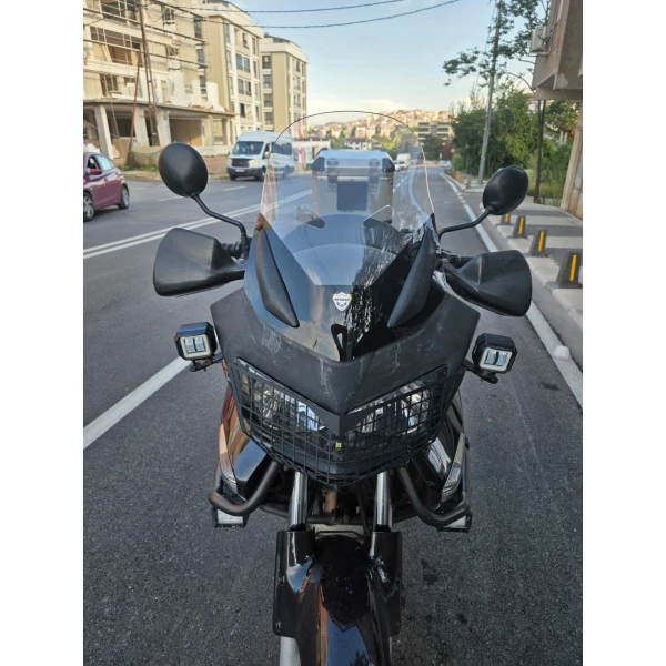 Honda Varadero Mk.2 Mk.3 Siperlik Ön Cam 2004 2011 Model 48Cm Şeffaf Renkli 4Mm Honda Varadero Mk.2 Mk.3 Siperlik Ön Cam 2004 2011 Model 48Cm Şeffaf Renkli 4Mm