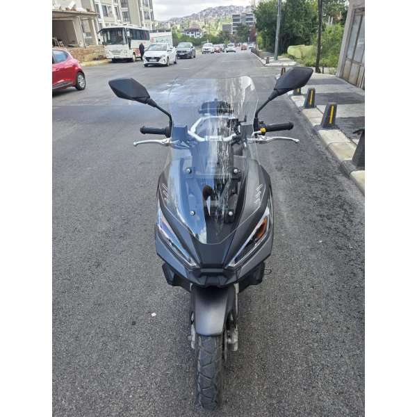 Kanuni Seha Siperlik Ön Cam 2022 2025 Model 55Cm Şeffaf Renkli 4Mm Kisa Spor Cam