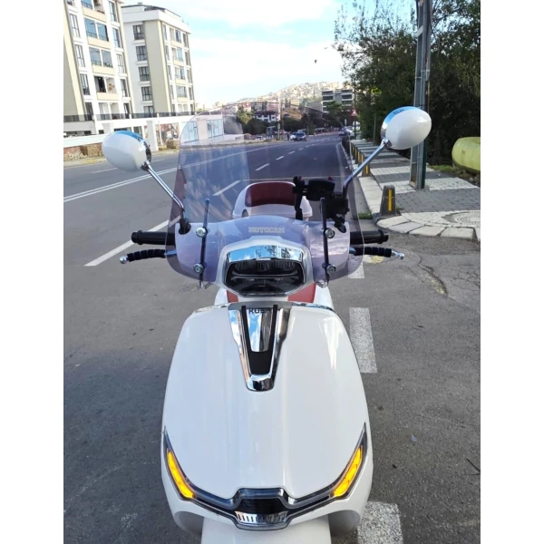 Küba Mt 50 Pro Plus Ön Cam 2024 2025 Model 39Cm Füme Renkli 4Mm Aparatsizdir Küba Mt 50 Pro Plus Ön Cam 2024 2025 Model 39Cm Füme Renkli 4Mm Aparatsizdir