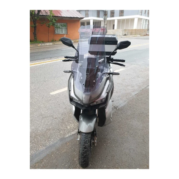 Küba Rubano 150 Siperlik Ön Cam 2023 2025 Model 65Cm Füme Renkli 4Mm Orta Boylu Cam