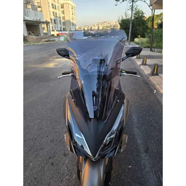 Kymco Downtown Gt 350 Siperlik Ön Cam 2025 Model 62Cm Füme Renkli 4Mm Kymco Downtown Gt 350 Siperlik Ön Cam 2025 Model 62Cm Füme Renkli 4Mm
