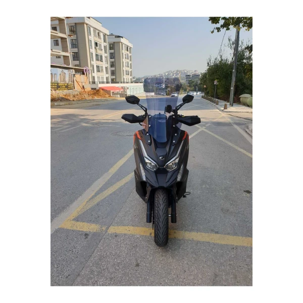 Kymco Dtx 250 360 Siperlik Ön Cam 2021 2025 Model 68Cm Füme Renkli 4Mm Kymco Dtx 250 360 Siperlik Ön Cam 2021 2025 Model 68Cm Füme Renkli 4Mm