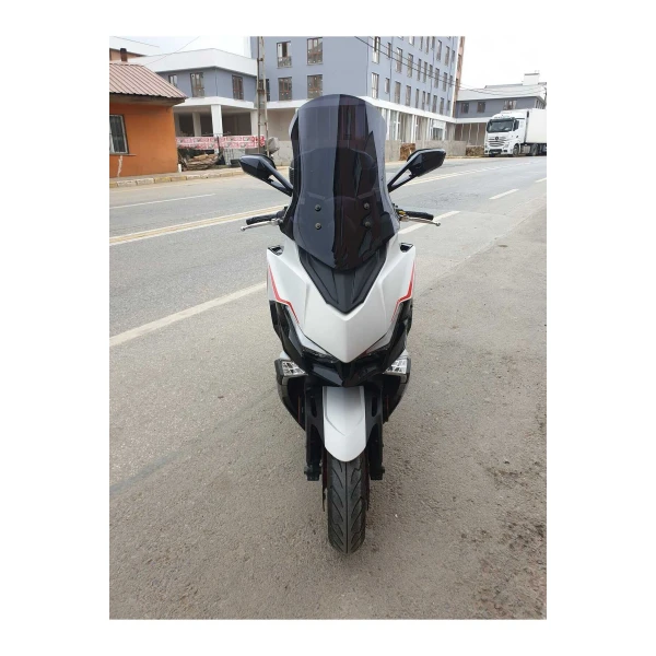 Kymco Xciting Vs 400 Siperlik Ön Cam 2023 2025 Model 66Cm Siyah Renkli 4Mm Kymco Xciting Vs 400 Siperlik Ön Cam 2023 2025 Model 66Cm Siyah Renkli 4Mm