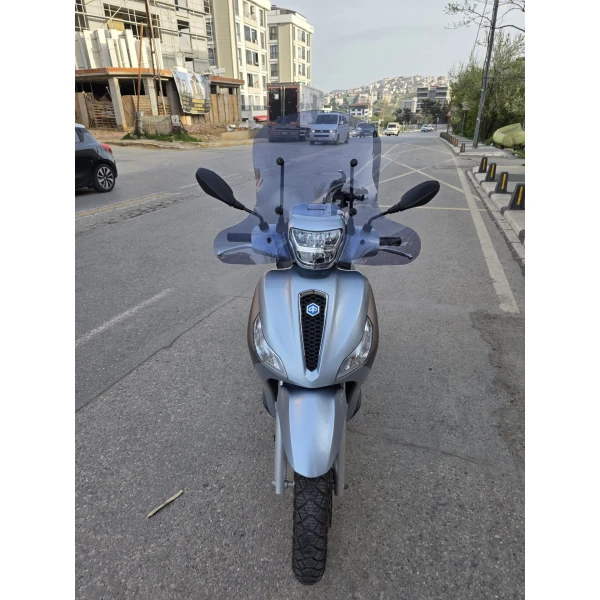 Piaggio Medley S 150 Ön Cam 2021 2025 Model 56Cm Füme Renkli Elcikli Aparatsizdir Piaggio Medley S 150 Ön Cam 2021 2025 Model 56Cm Füme Renkli Elcikli Aparatsizdir