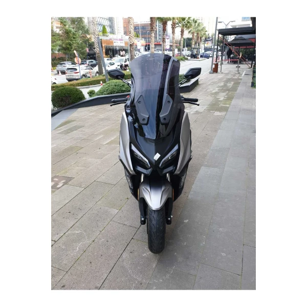 Qj Fort 350 Siperlik Ön Cam 2023 2025 Model 74Cm Siyah Renkli 4Mm Uzun Cam Qj Fort 350 Siperlik Ön Cam 2023 2025 Model 74Cm Siyah Renkli 4Mm Uzun Cam