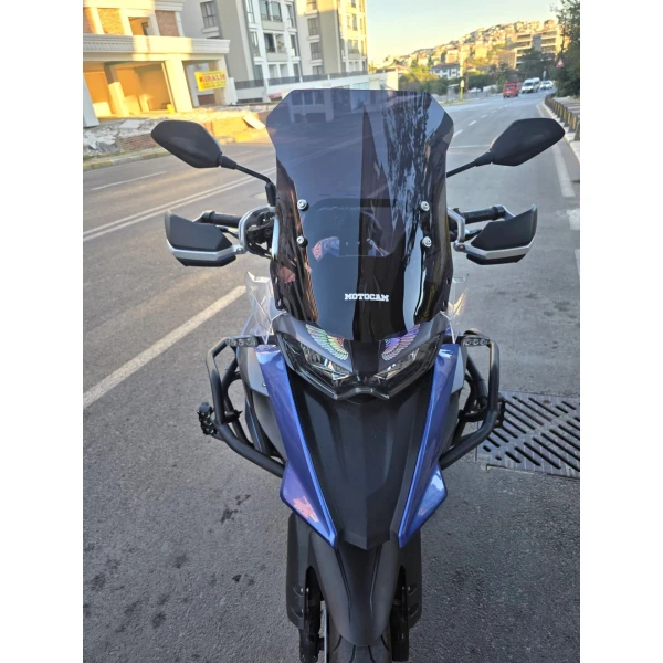 Qj Srt 550 Siperlik Ön Cam 2022 2025 Model 54Cm Siyah Renkli 4Mm Qj Srt 550 Siperlik Ön Cam 2022 2025 Model 54Cm Siyah Renkli 4Mm