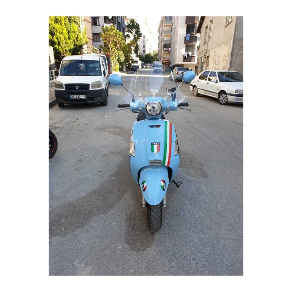 Rks Bitter Siperlik Ön Cam 2022 2025 Model 43Cm Şeffaf Renkli 4Mm Elcikli Aparatsizdir