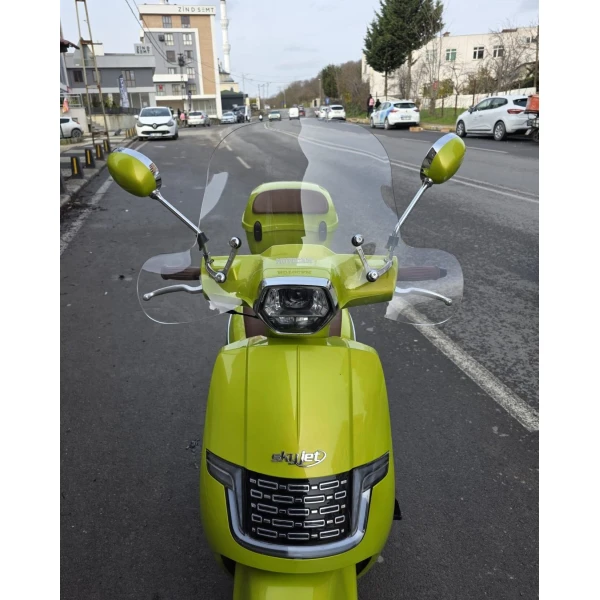 Skyjet Bayberry Ön Cam 2024 2026 Model 37Cm Şeffaf Renkli 4Mm Elcikli Aparatsizdir Skyjet Bayberry Ön Cam 2024 2026 Model 37Cm Şeffaf Renkli 4Mm Elcikli Aparatsizdir