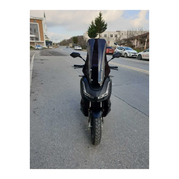 Skyjet Rivero 125 Siperlik Ön Cam 2025 Model 75Cm Siyah Renkli 4Mm Uzun Cam Skyjet Rivero 125 Siperlik Ön Cam 2025 Model 75Cm Siyah Renkli 4Mm Uzun Cam