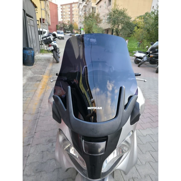 Suzuki Burgman 650 Siperlik Ön Cam 2001 2004 Model 60Cm Siyah Renkli 4Mm Suzuki Burgman 650 Siperlik Ön Cam 2001 2004 Model 60Cm Siyah Renkli 4Mm