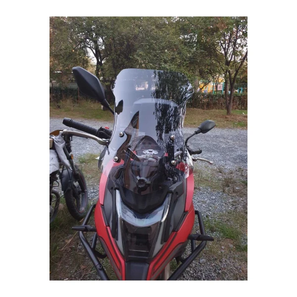 Voge Ds 500 Siperlik Ön Cam 2021 2025 Model 55Cm Füme Renkli 4Mm