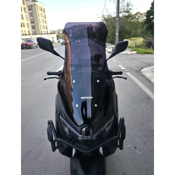 Yamaha Nmax Siperlik Ön Cam 2025 Model 72Cm Siyah Renkli 4Mm Yamaha Nmax Siperlik Ön Cam 2025 Model 72Cm Siyah Renkli 4Mm