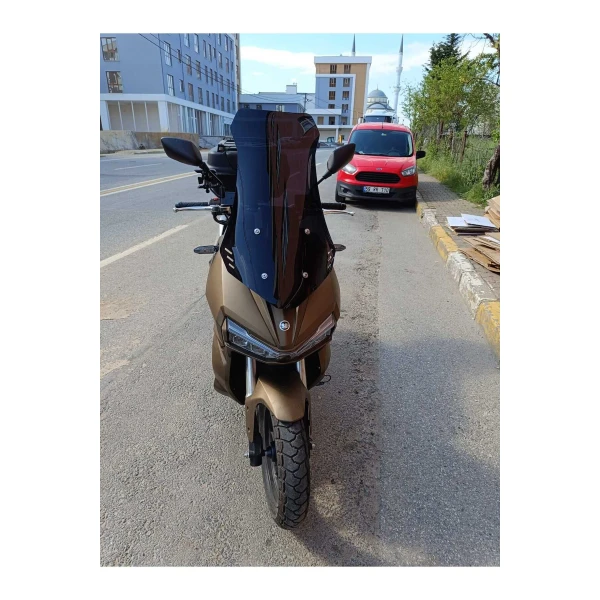 Yuki Adventure 150 Siperlik Ön Cam 2023 2025 Model 75Cm Siyah Renkli 4Mm Uzun Cam Yuki Adventure 150 Siperlik Ön Cam 2023 2025 Model 75Cm Siyah Renkli 4Mm Uzun Cam