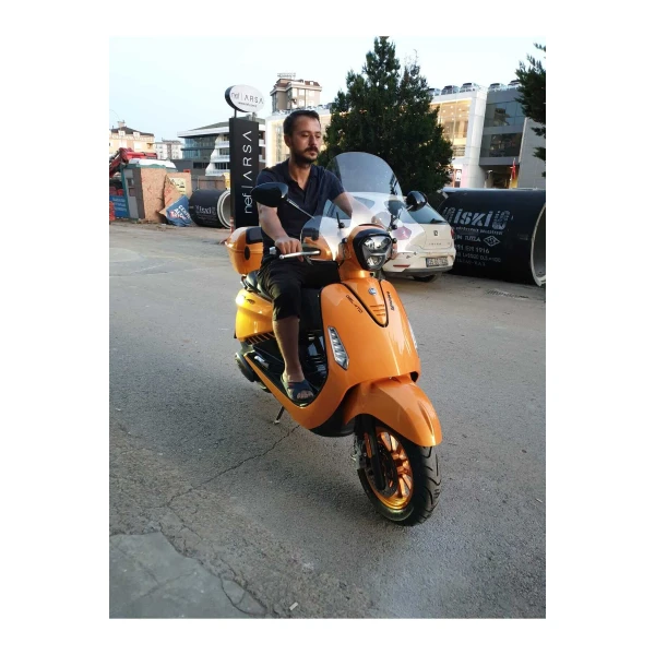 Yuki Gelato 150 Siperlik Ön Cam 2023 2025 Model 43Cm Şeffaf Renkli 4Mm Aparatsizdir Yuki Gelato 150 Siperlik Ön Cam 2023 2025 Model 43Cm Şeffaf Renkli 4Mm Aparatsizdir