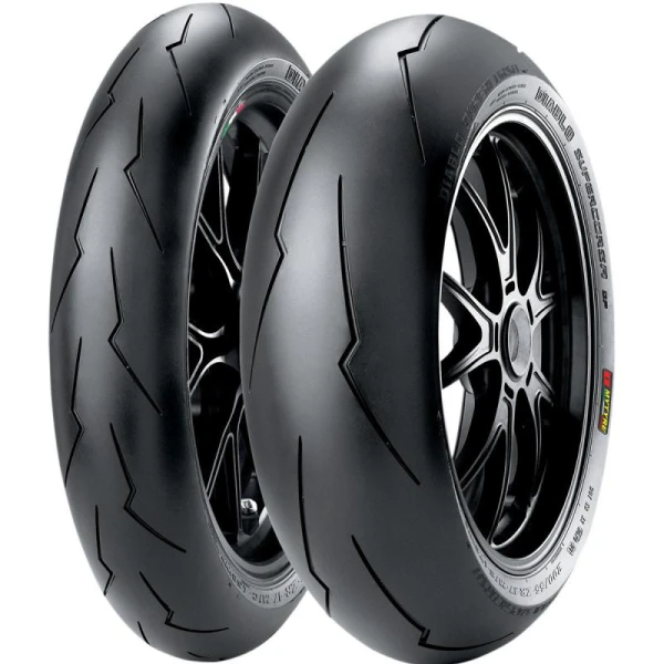 Pirelli Set 120/70Zr17 Sc1 Ve 180/60Zr17 Sc2 Diablo Supercorsa Sc V3 Ön Arka Takım