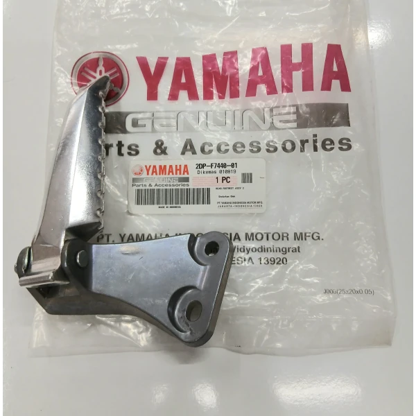 Arka Basamak Ve Braket (Sağ) Arka Basamak Ve Braket (Sağ)