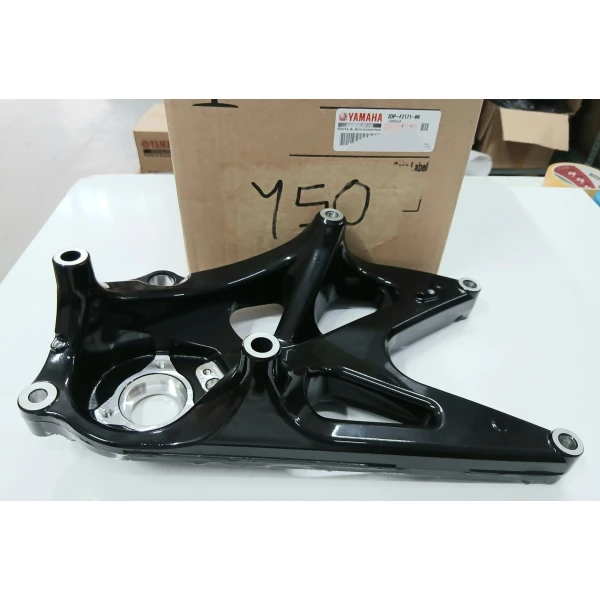 Arka Maşa Egsoz Bağlantisi