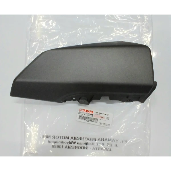 Sağ Si̇nyal Üstü Kapak Sağ Si̇nyal Üstü Kapak